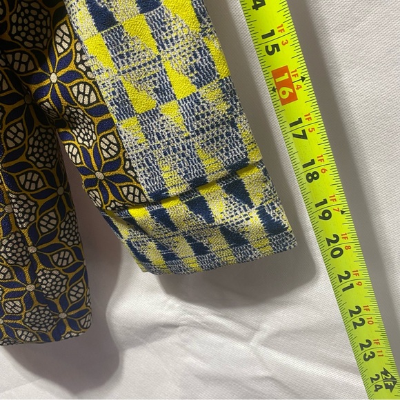 Geometric Patterned Women's Jacket - Picture 9 of 9